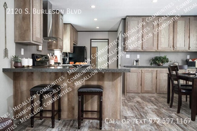 Building Photo - 2120 S Burleson Blvd