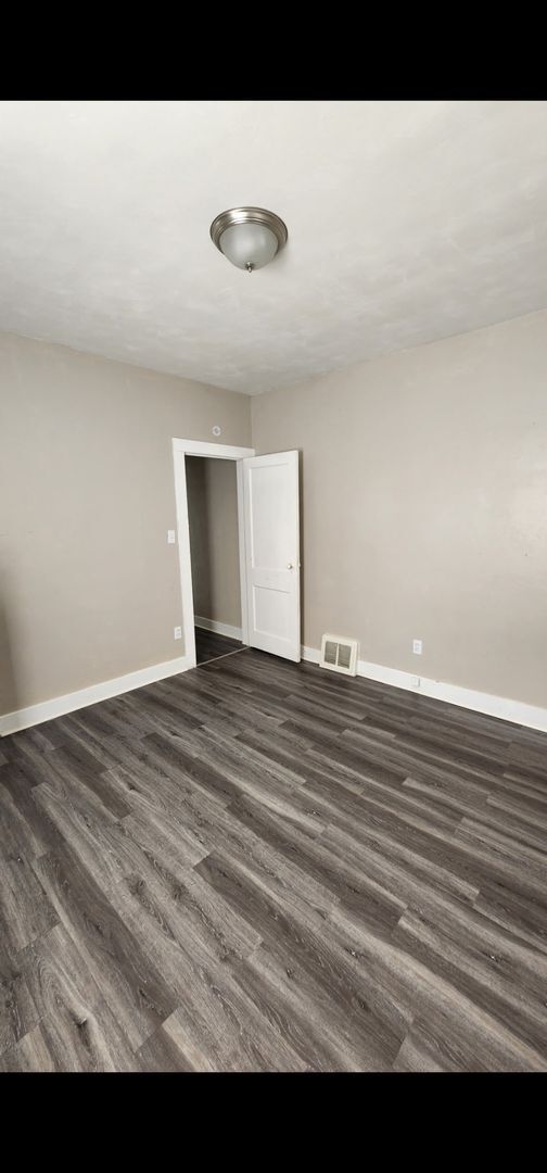 Foto del edificio - 2 Bed 1 Bath