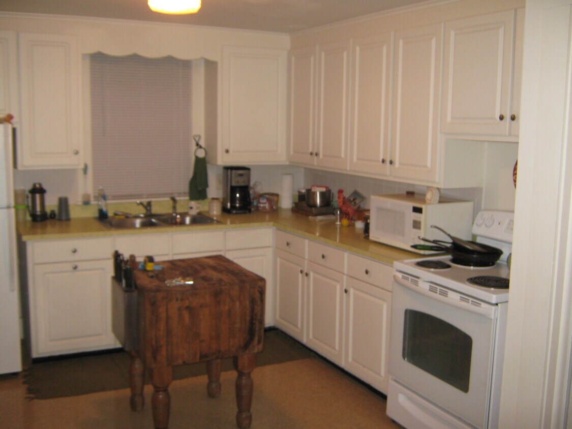 20 Park Ave, Keene, NH 03431 Apartments in Keene, NH