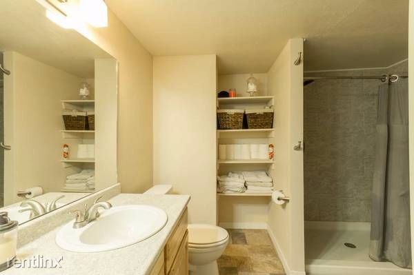 Building Photo - 2 br, 2 bath Mobile Home - 315 E Griffin #27