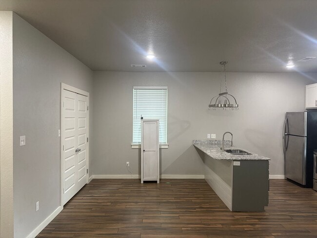Building Photo - 3 bedroom and 2 bathroom house built in 2020
