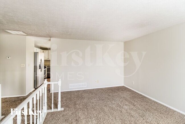 Foto del edificio - 5951 Western Hills Dr