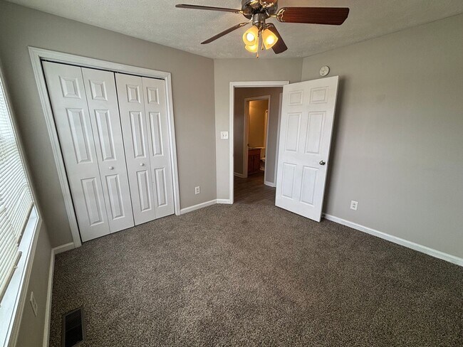 Foto del edificio - Location, Community, Quality Living. It St...