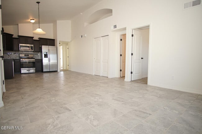 Building Photo - 14380 Tobe Davis Dr