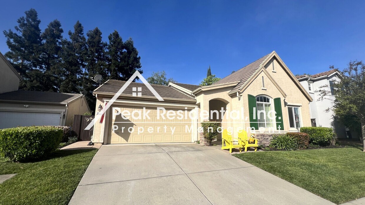 Foto del edificio - Wonderful 3bd/2ba Elk Grove Home with 2 Ca...