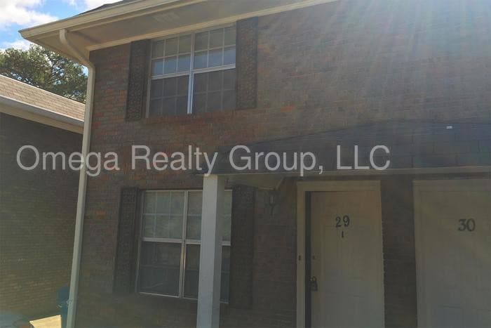 Primary Photo - 1530 Warrior Rd