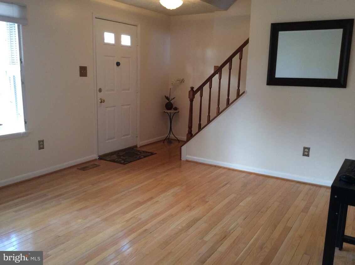 Primary Photo - 7812 Epsilon Dr