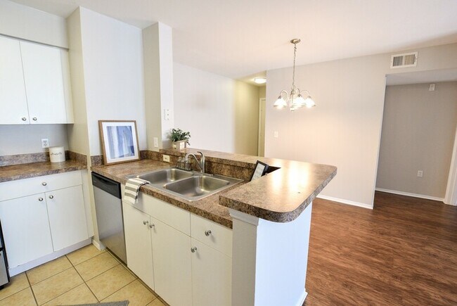 Building Photo - 2145 Fontebranda Loop