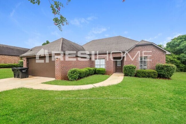 Foto del edificio - 5205 Meadow Lake Cir