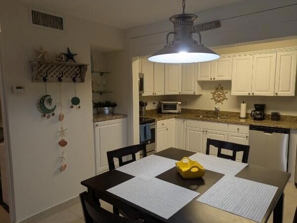 Foto del edificio - 1772 Gulfstream Ave