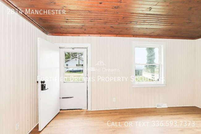 Foto del edificio - 2814 Manchester-