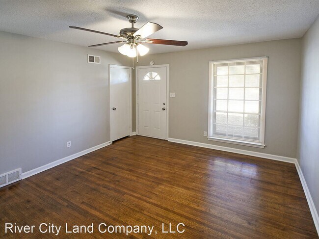 Building Photo - 3 br, 1.5 bath House - 177 E. Fairway Ave