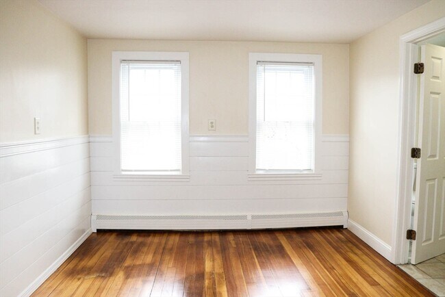 Foto del edificio - 9 Forest Ave Ct