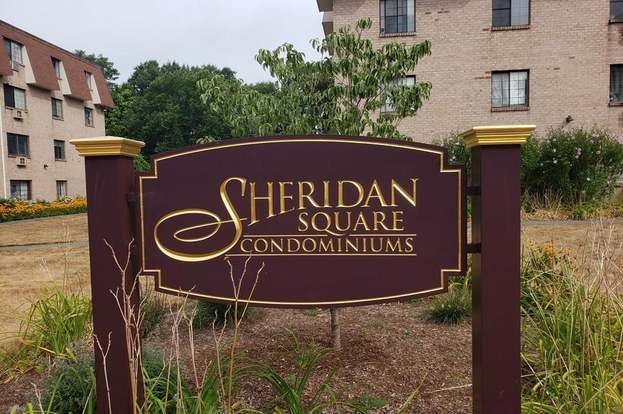 Building Photo - 135 Grove St