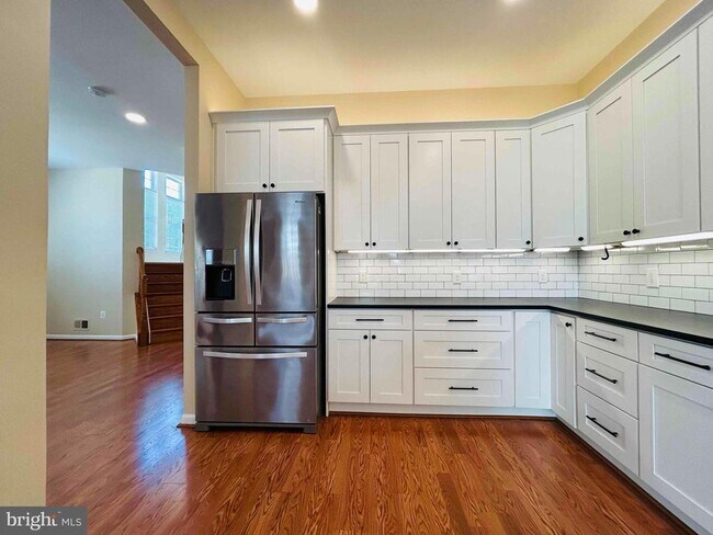 Building Photo - 8348 Middle Ruddings Dr