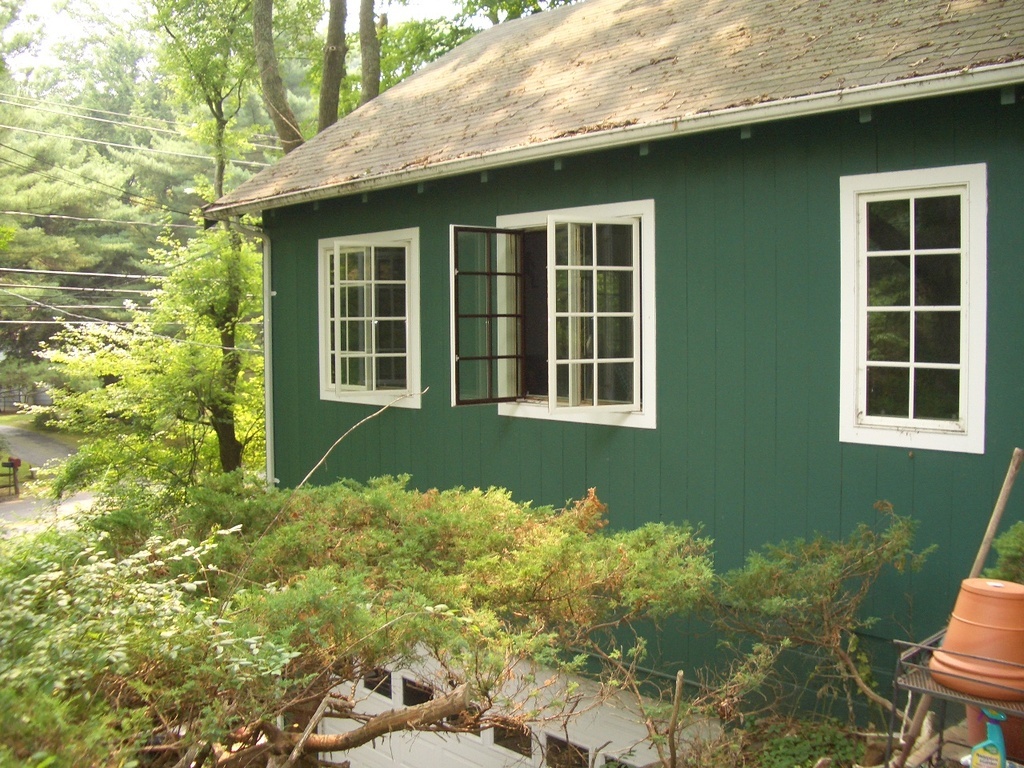 Primary Photo - 1244 Riverbank Rd