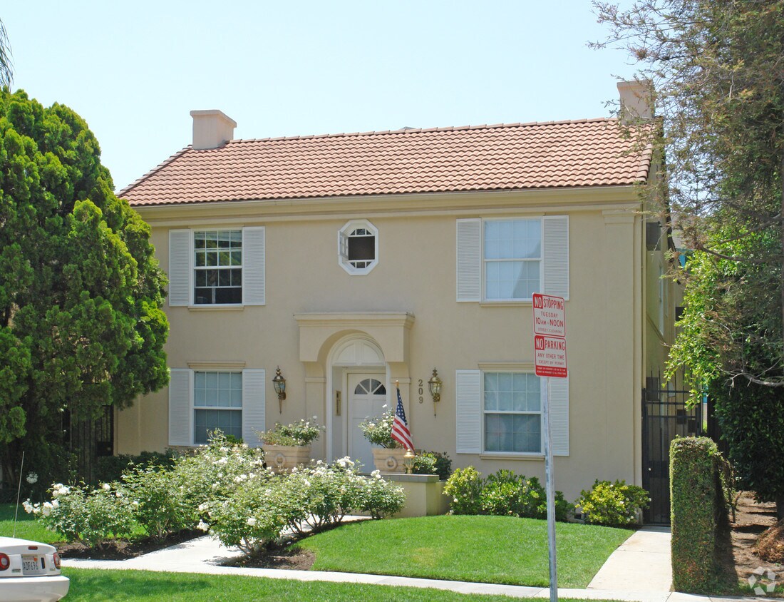 Foto del edificio - 209 S Hamilton Dr