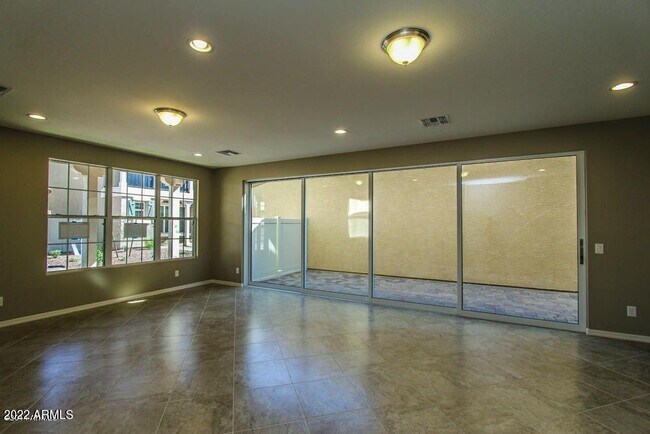 Building Photo - 1089 S Annie Ln