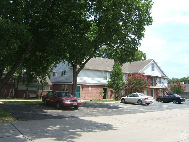 Foto del edificio - Oak View Apartments