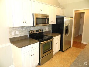 Building Photo - 1099 Maple Ridge Ct
