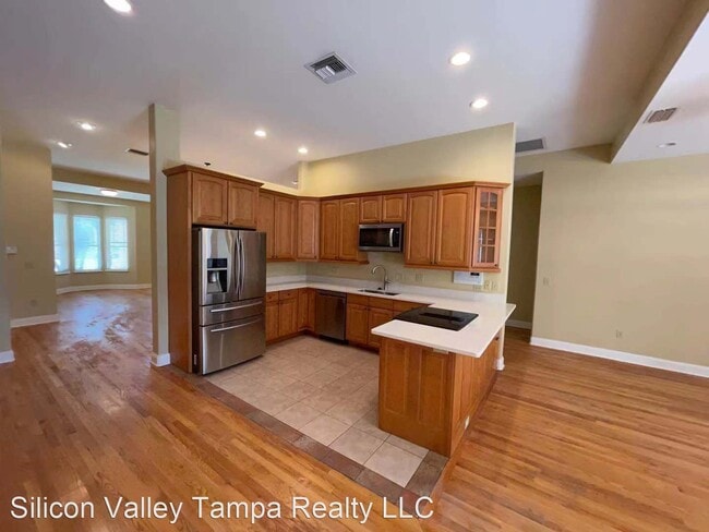 Building Photo - 4 br, 3.5 bath House - 3515 W Sevilla Street