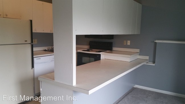 Building Photo - 2 br, 1 bath Apartment - 1002 W 24th St