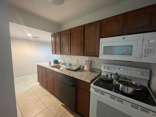 Foto del edificio - 1219 NW 15th Ave