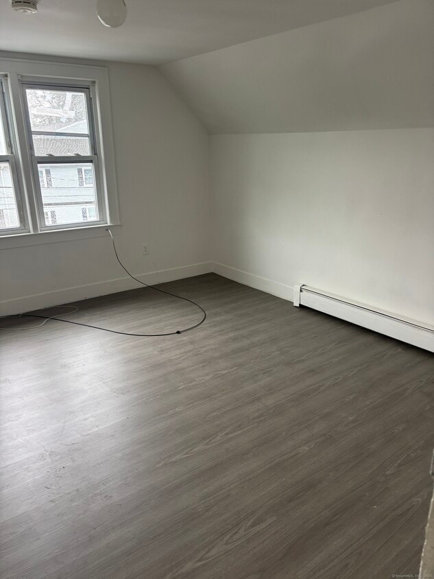 Foto principal - 1275 Howard Ave