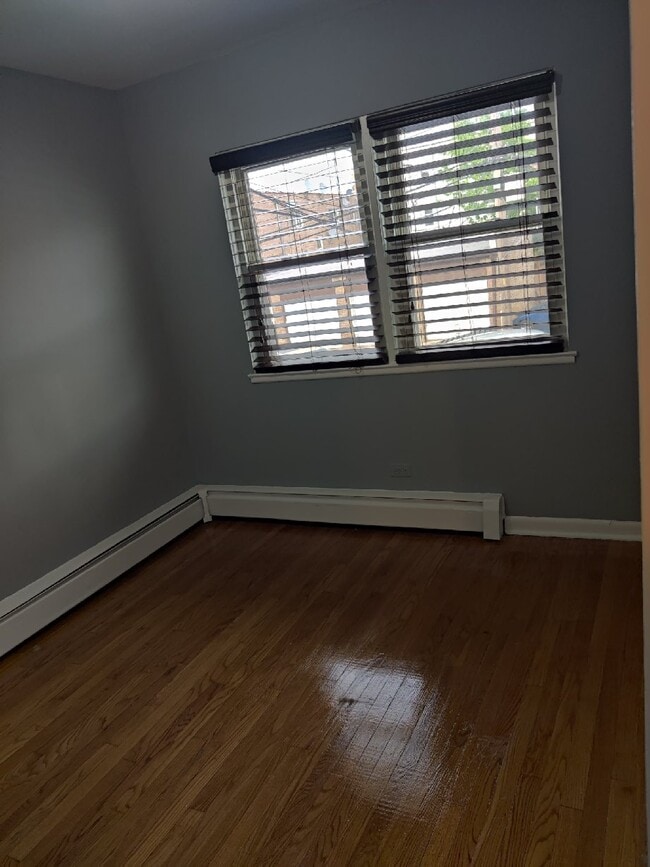 Foto del edificio - 4249 N Kedvale Ave