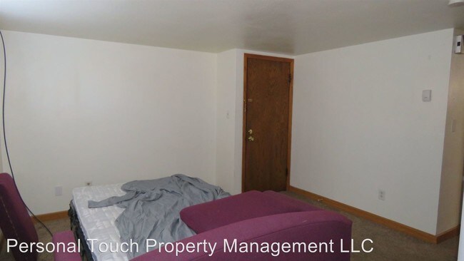 Building Photo - 2706 8th St N