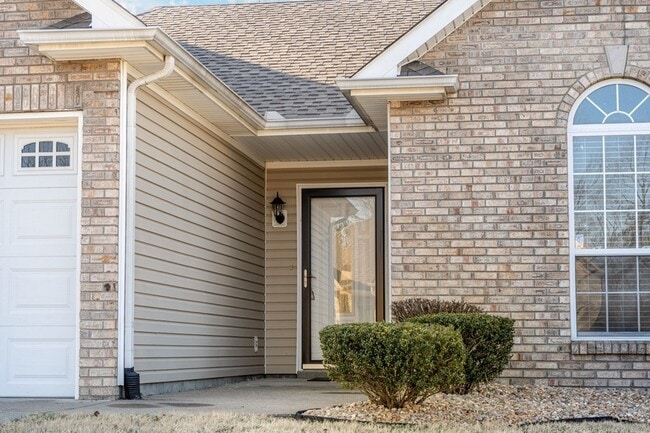 Building Photo - 976 Chesire Way