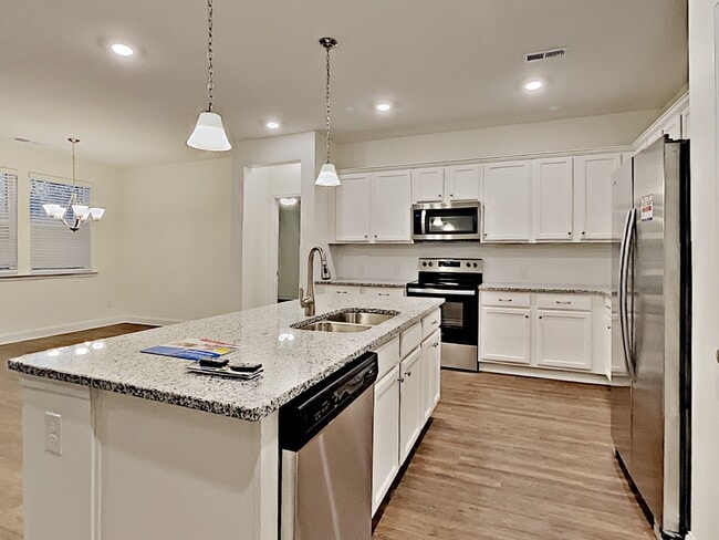 Foto del edificio - 115 Twin River Drive