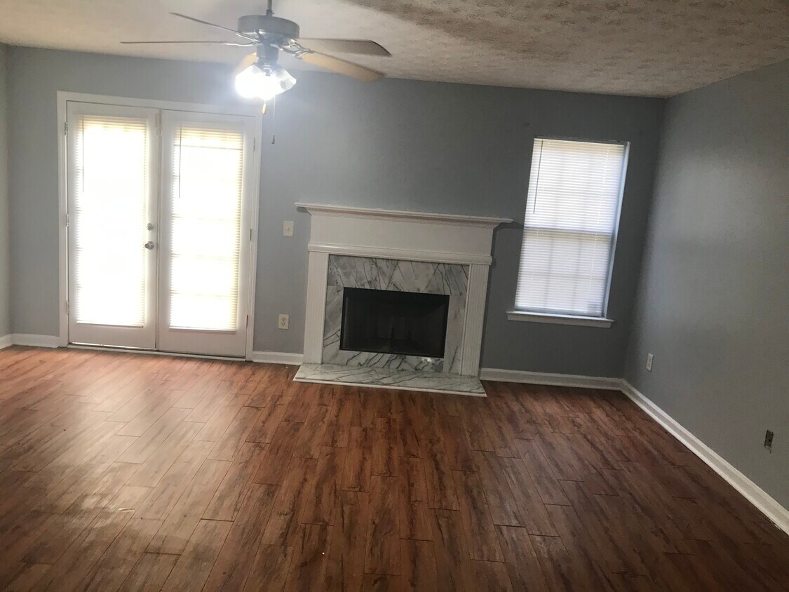 6528 Wellington Chase Ct, Lithonia, GA 30058 Townhome Rentals in