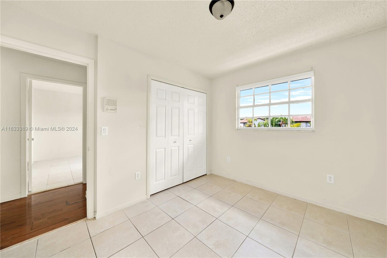 Photo - 13559 SW 62nd St (Miami, FL)