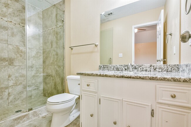 Building Photo - 5821 Guadalupe Dr