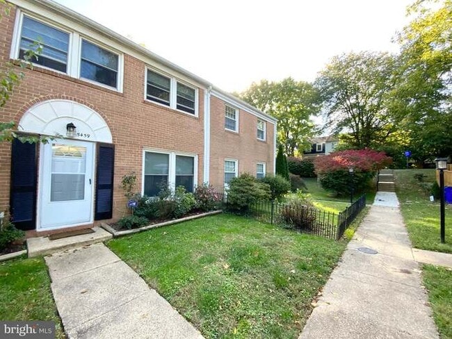 Building Photo - 5459 Woodenhawk Cir