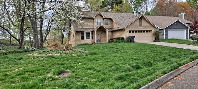 Photo - 1401 Francis Station Dr House