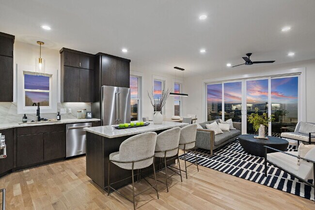 Photo - "Spacious 4-Bed, 4-Bath Gem in Nashville -... Apartment