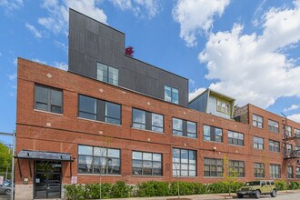 Building Photo - 407 N Elizabeth St