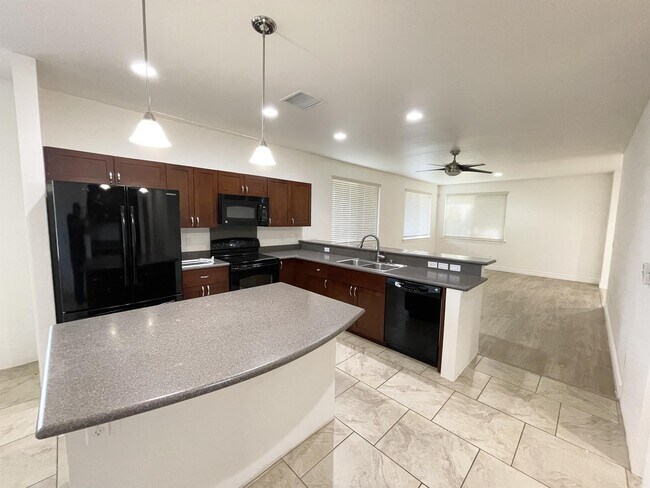 Foto del edificio - 405 Malamalama St