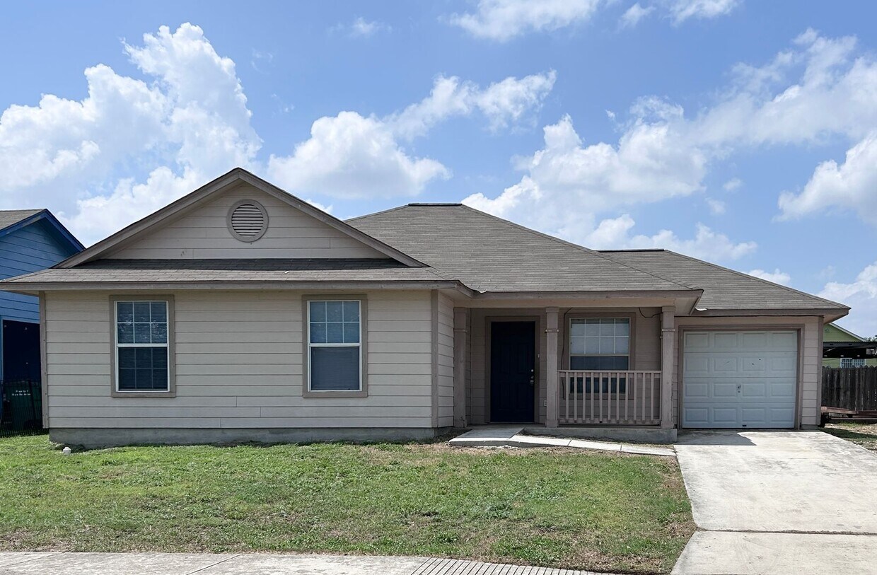 Charming 3 bedroom, 2 bath Home - Jefferso... - Charming 3 bedroom, 2 bath Home - Jefferso...