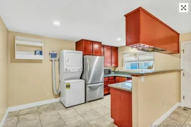Foto del edificio - 12805 Mapleview St