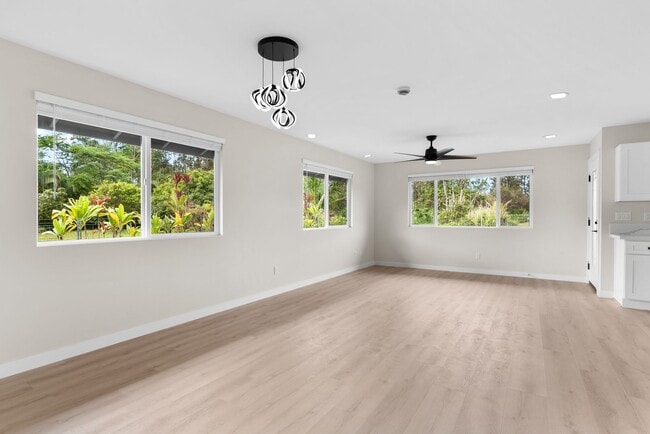 Building Photo - New Home in Ainaloa!