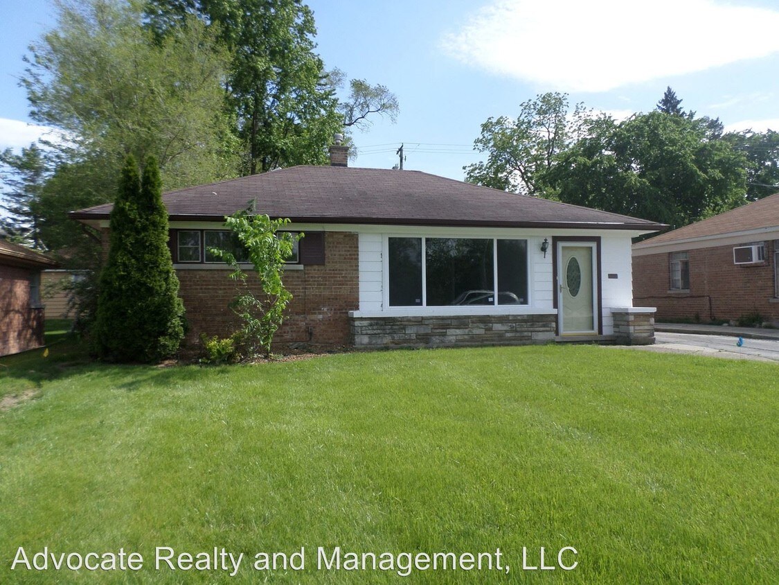 Foto principal - 2031 175th St