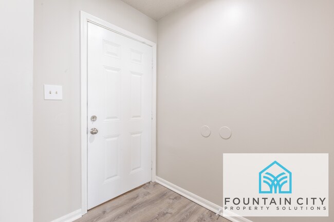 Foto del edificio - 618 N Water St