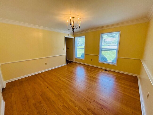 Foto del edificio - 405 Stonegate Dr
