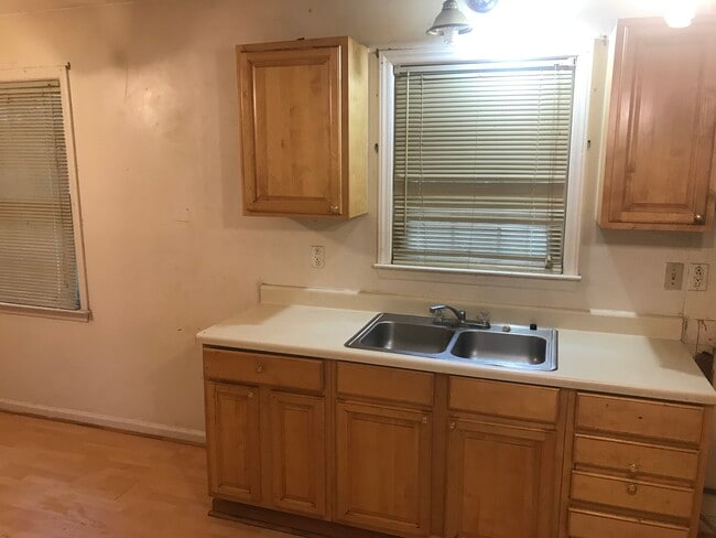 Foto del edificio - 1910 John Ct