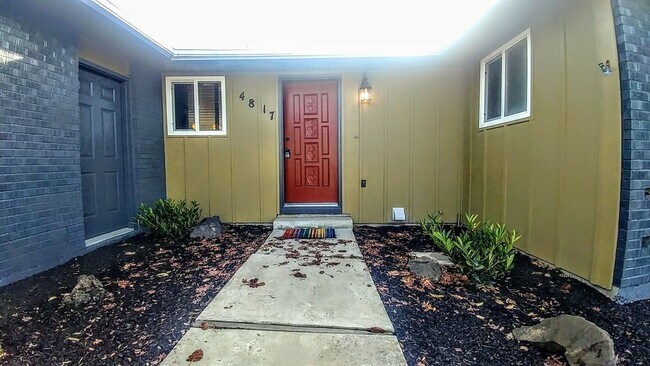 Building Photo - West Boise near Hyatt Lakes Reserve- 3bd 2...