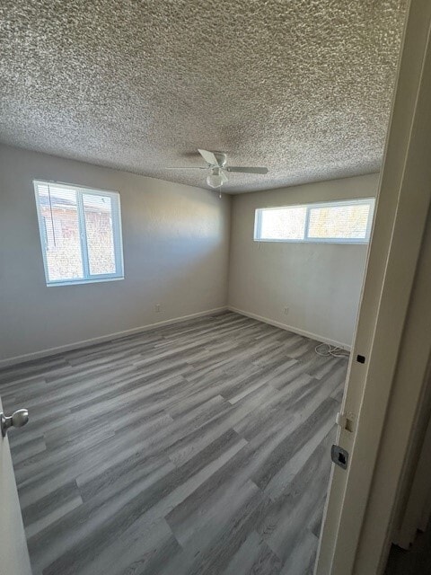 2805 Smaller bedroom - 2805 N Craycroft Rd