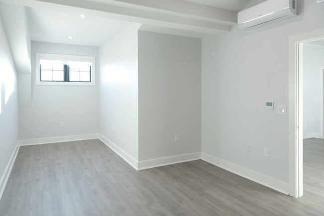 Interior Photo - SoHo at Fanwood Station